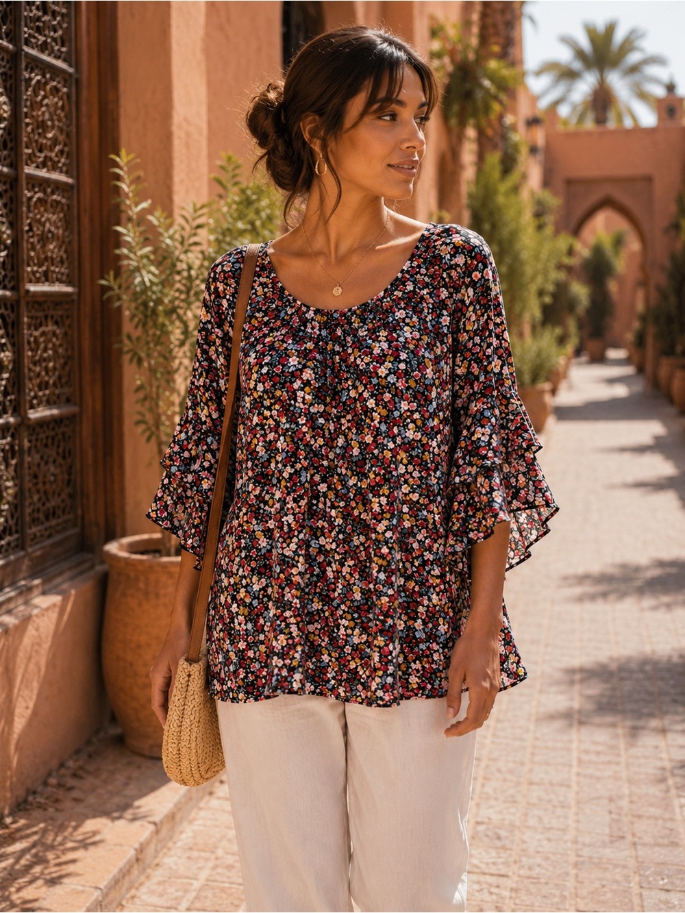 💜Floral Ruffle Sleeve Blouse in Black/Multi - Picture 10 of 10
